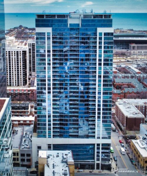100 E 14th Street #2706, Chicago, IL