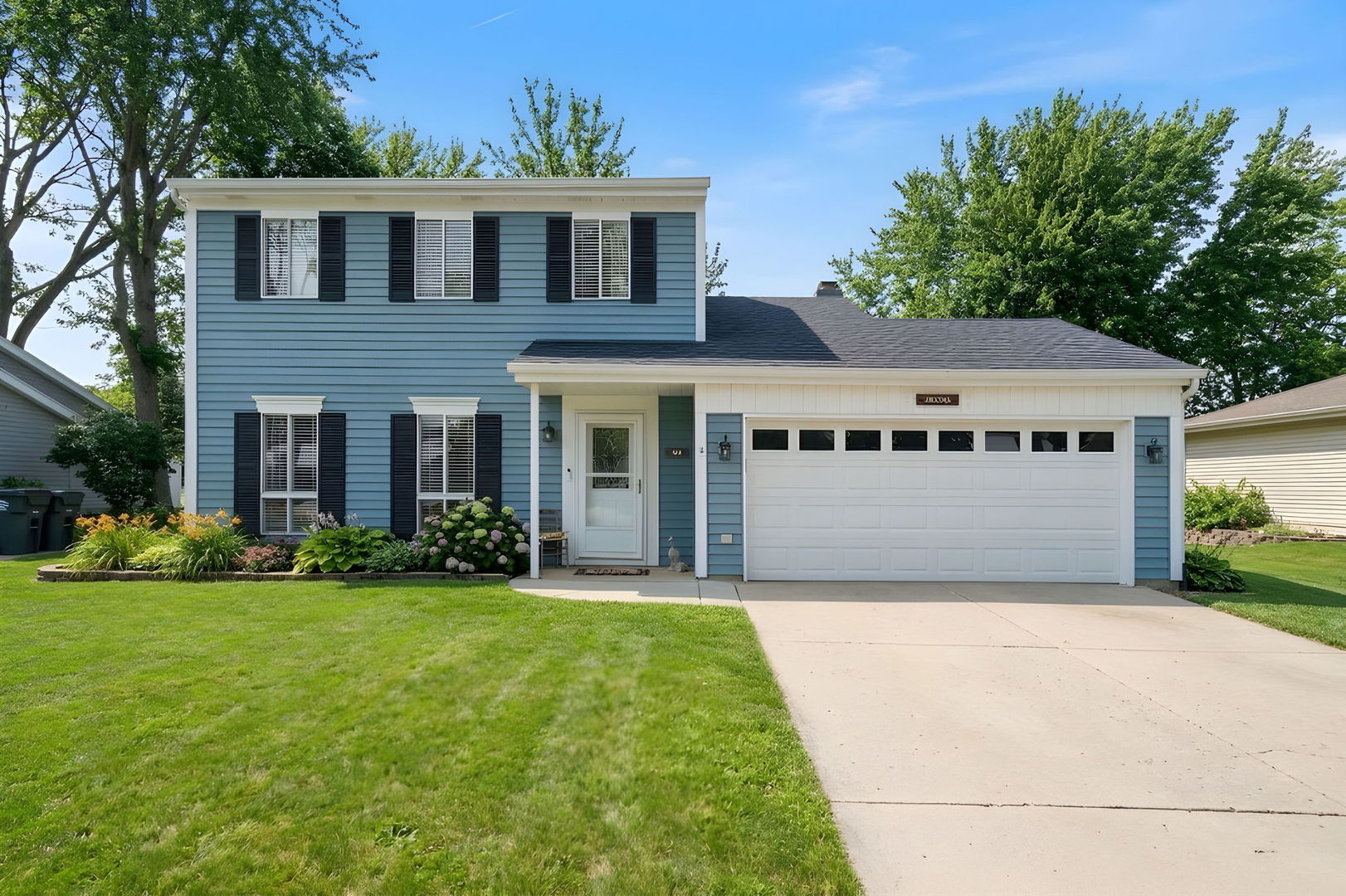 30W240 Leominster Court, Warrenville, IL