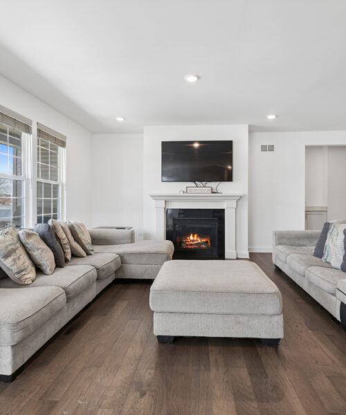 807 Back Bay Court, Minooka, IL