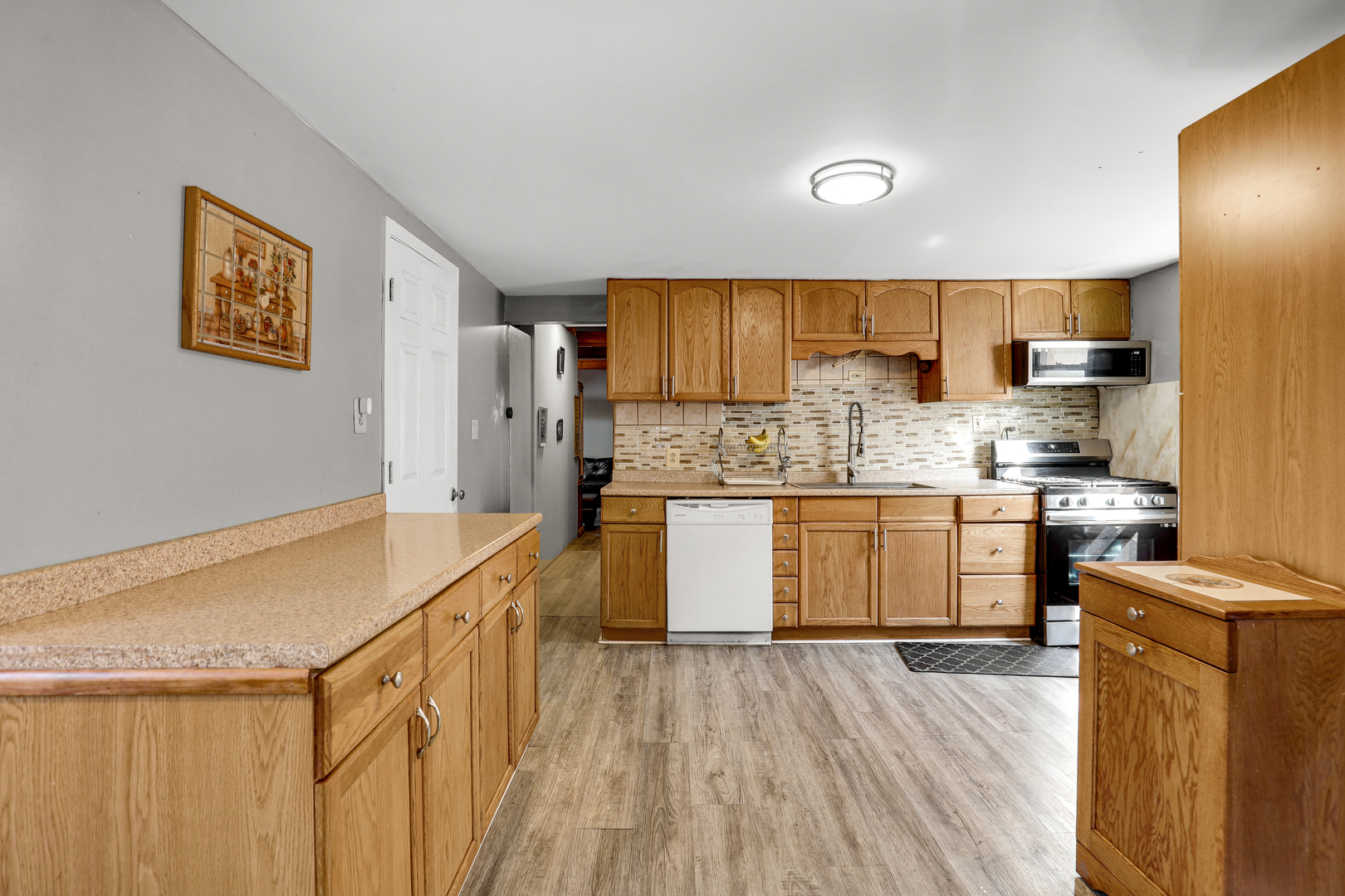 3909 N Newland Avenue, Chicago, IL