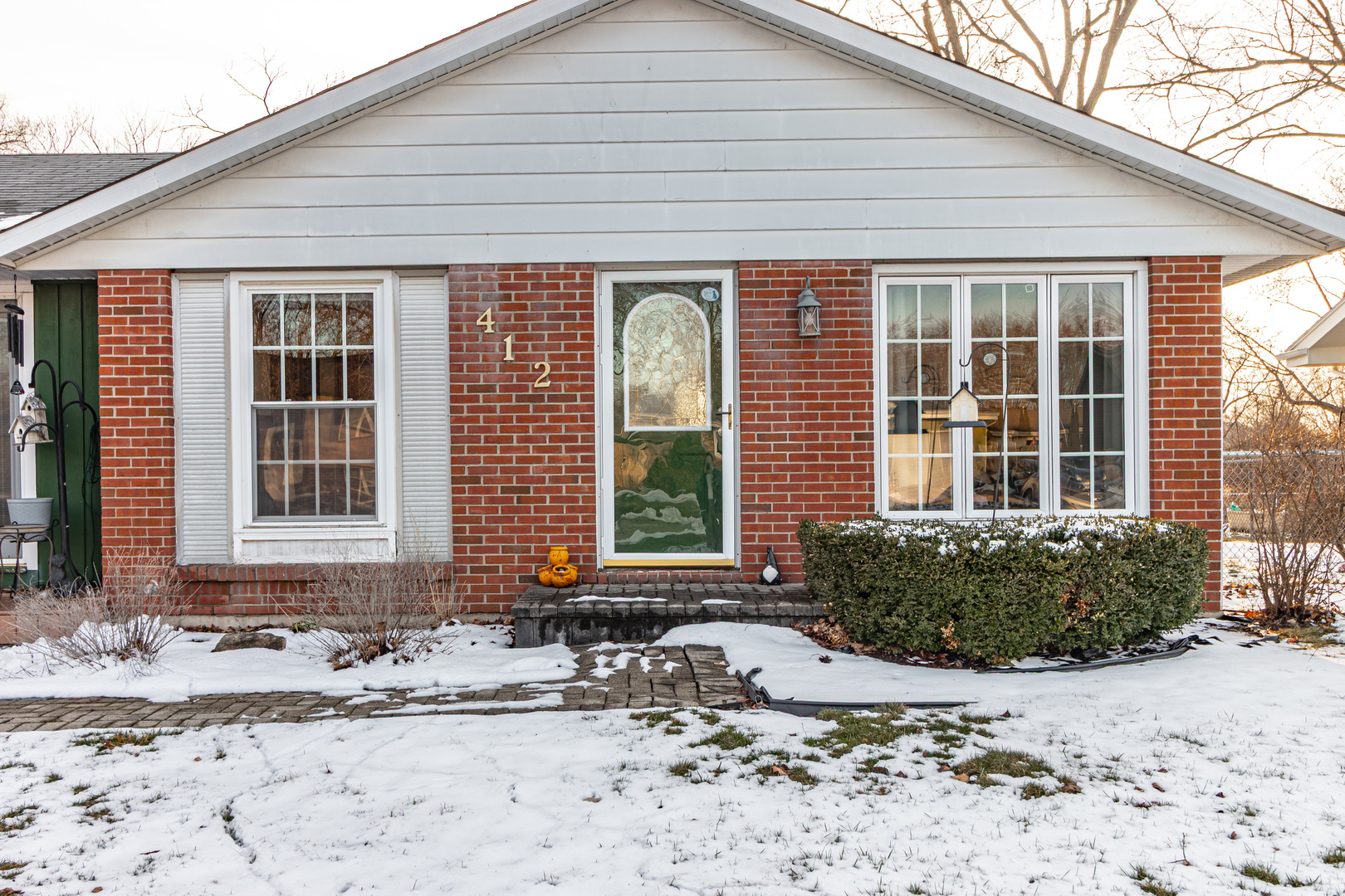 412 Northgate Road, Lindenhurst, IL