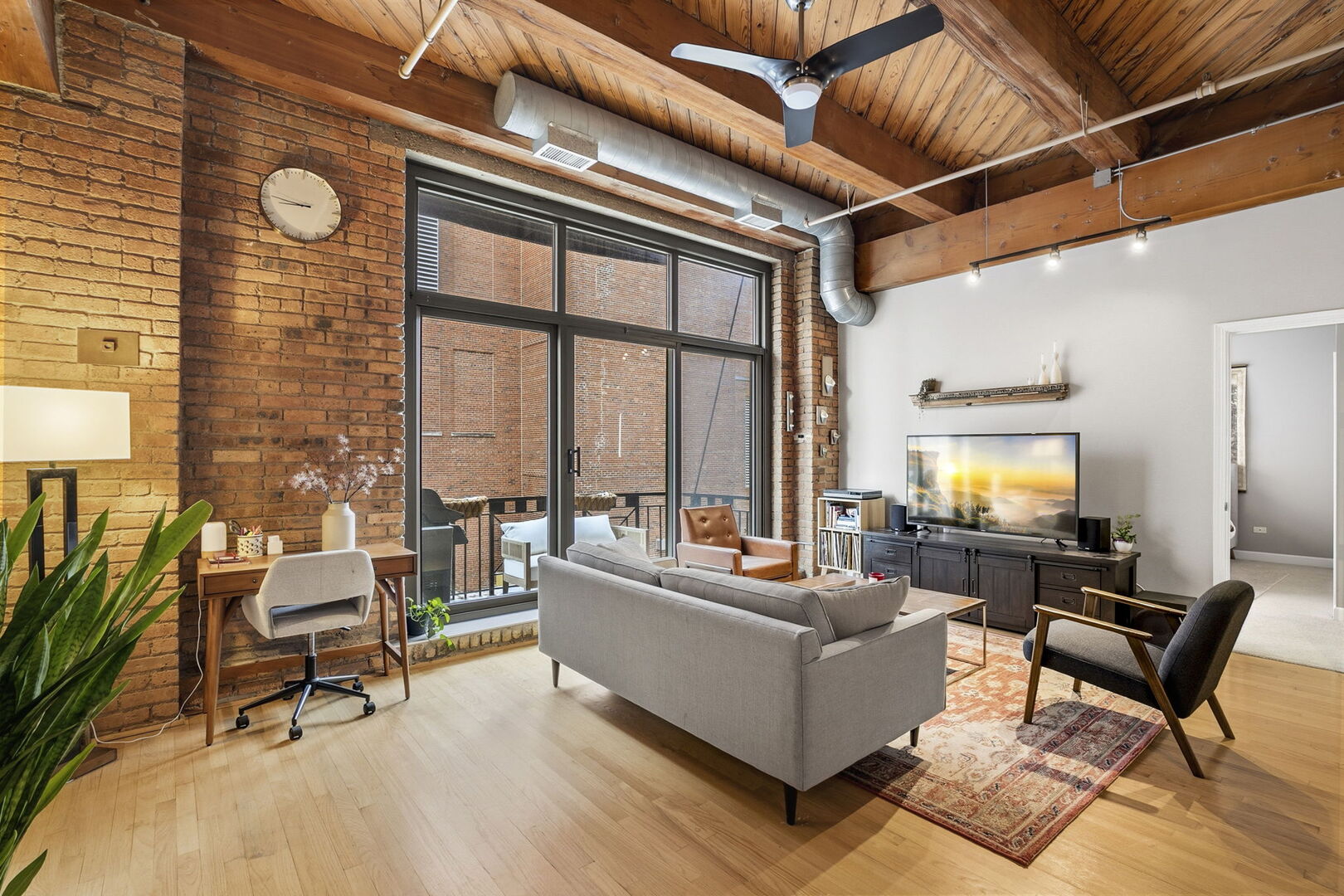 1330 W Monroe Street #216, Chicago, IL