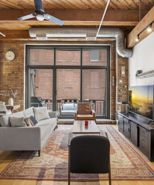 1330 W Monroe Street #216, Chicago, IL