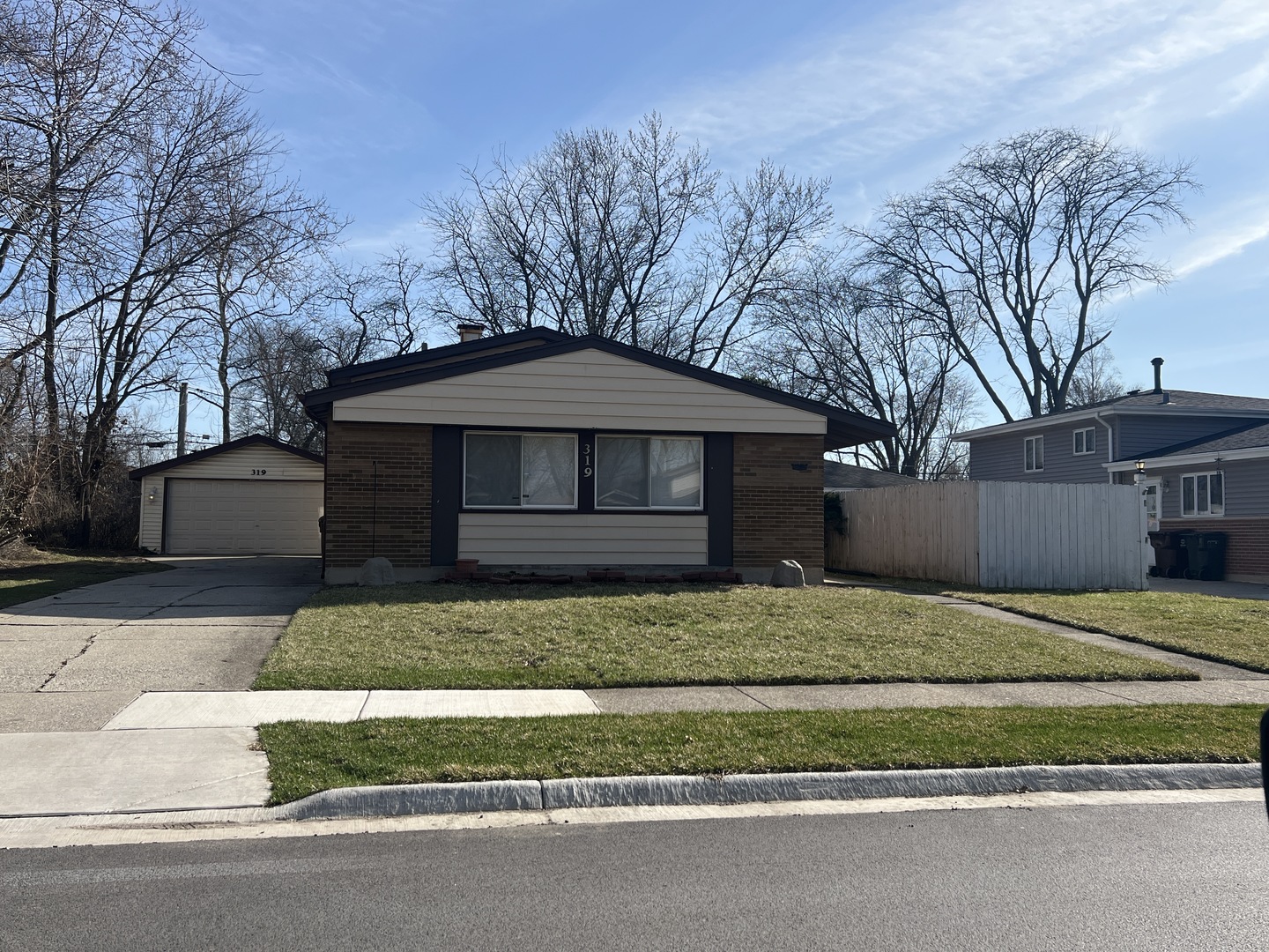 319 GENTRY Street, Park Forest, IL