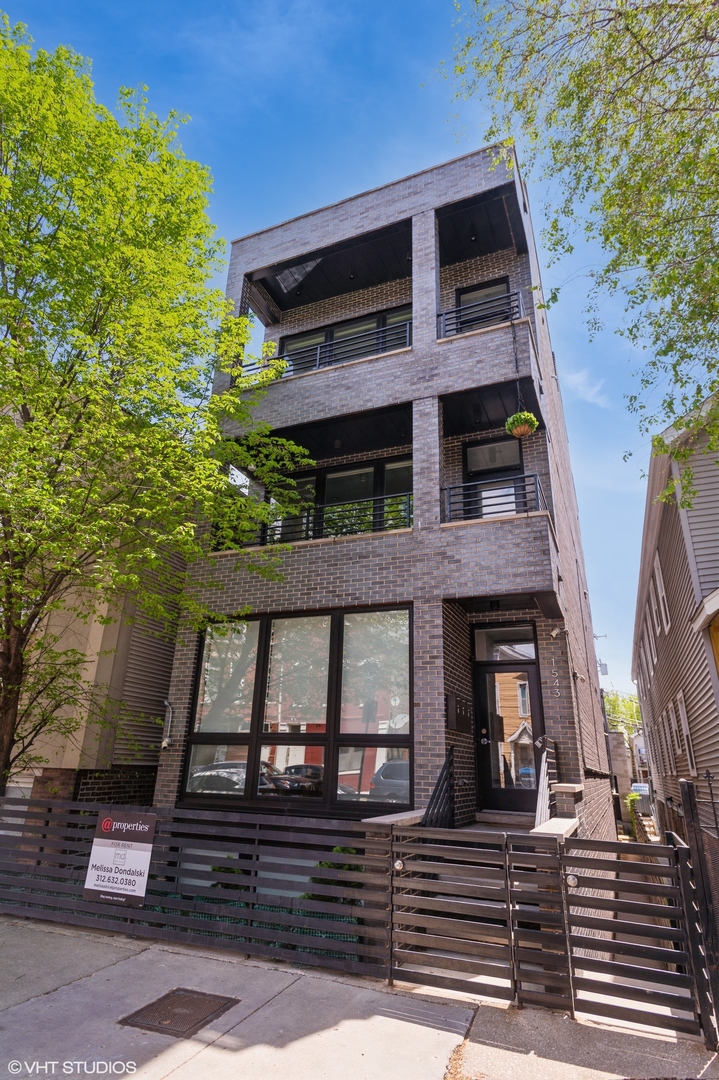 1543 W Augusta Boulevard #2, Chicago, IL