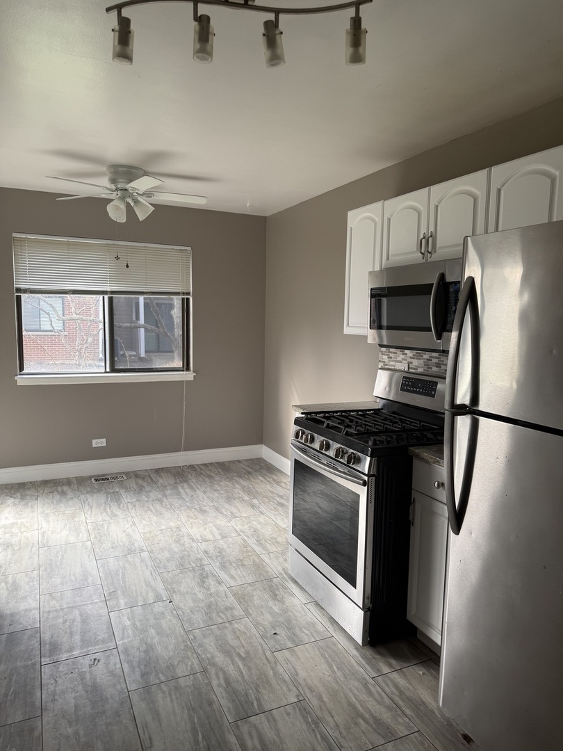 292 Middlebury Court #D1, Schaumburg, IL