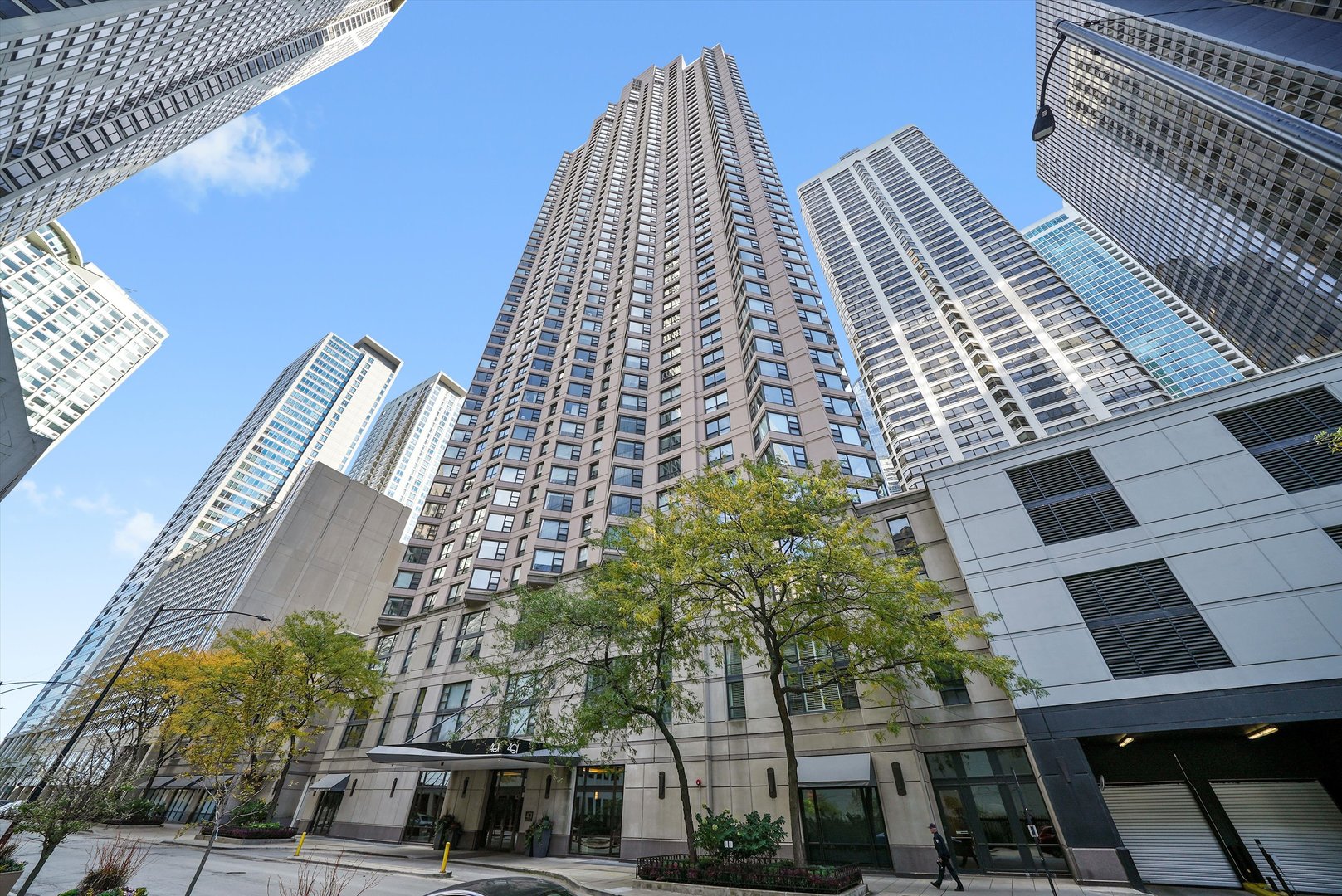 401 E ONTARIO Street #1304, Chicago, IL