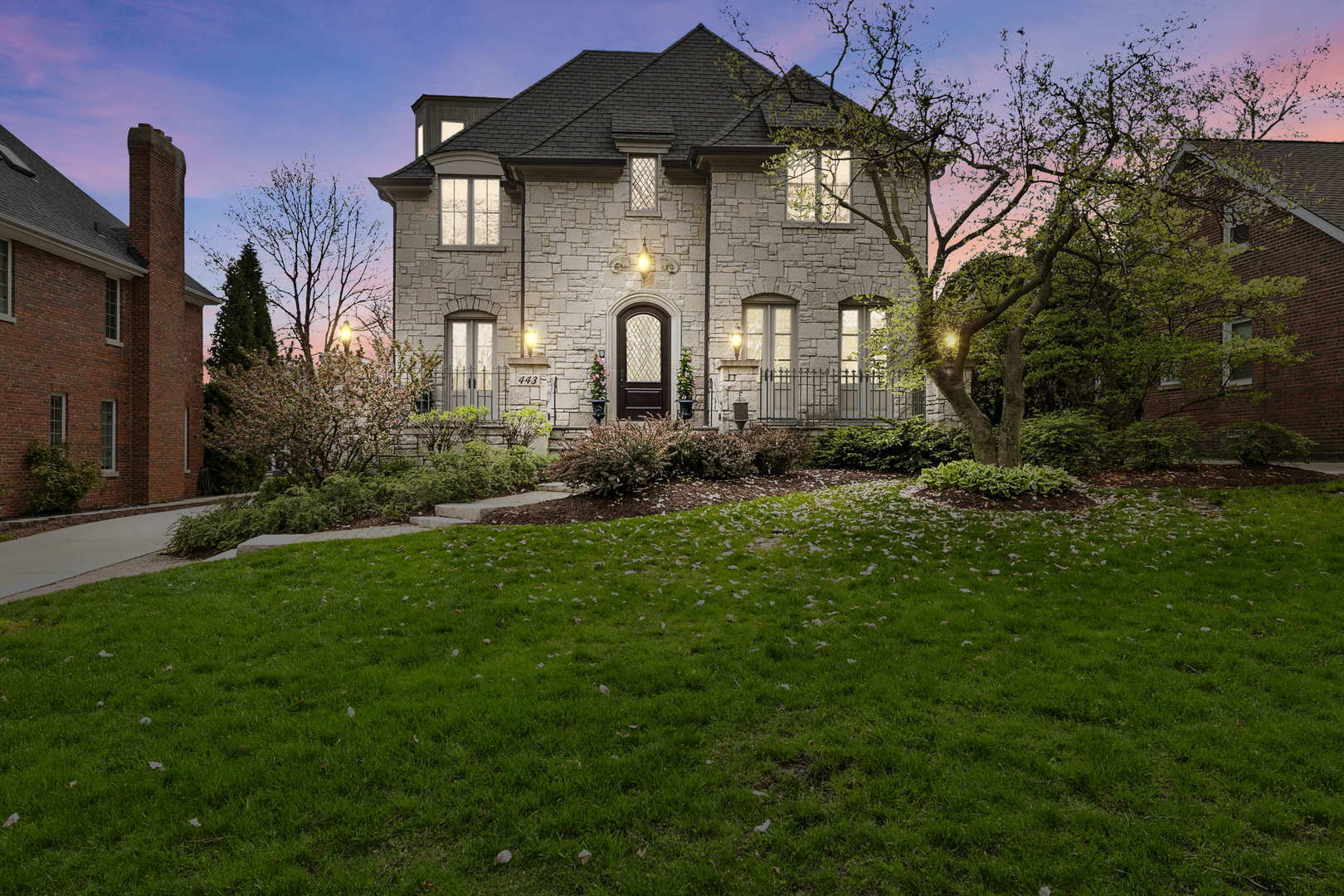 443 S Madison Street, Hinsdale, IL