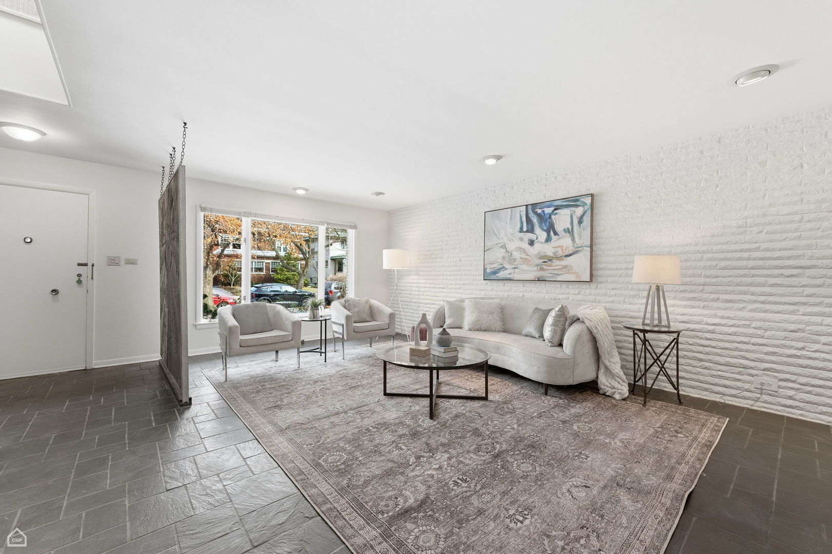 1127 W Albion Avenue, Chicago, IL