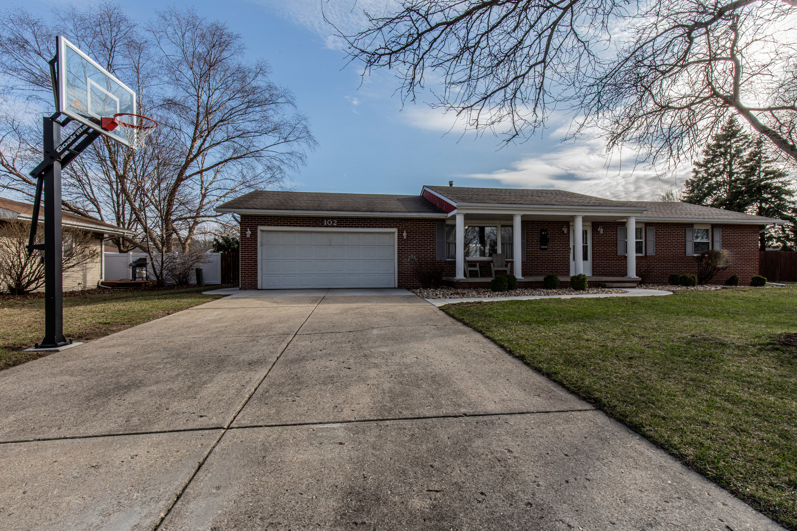 102 RAVEN Court, Morris, IL