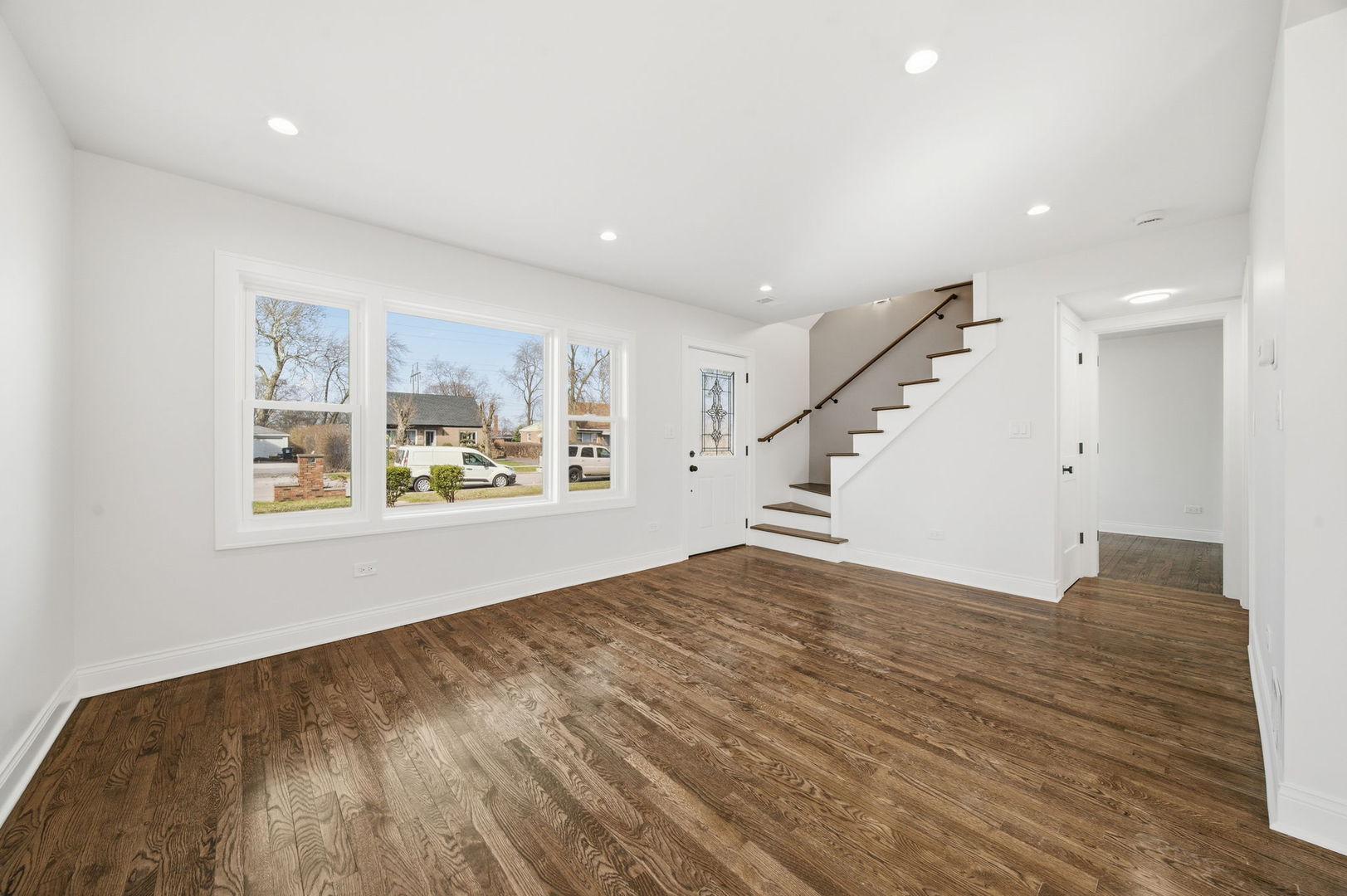 7851 Suburban Lane, Bridgeview, IL