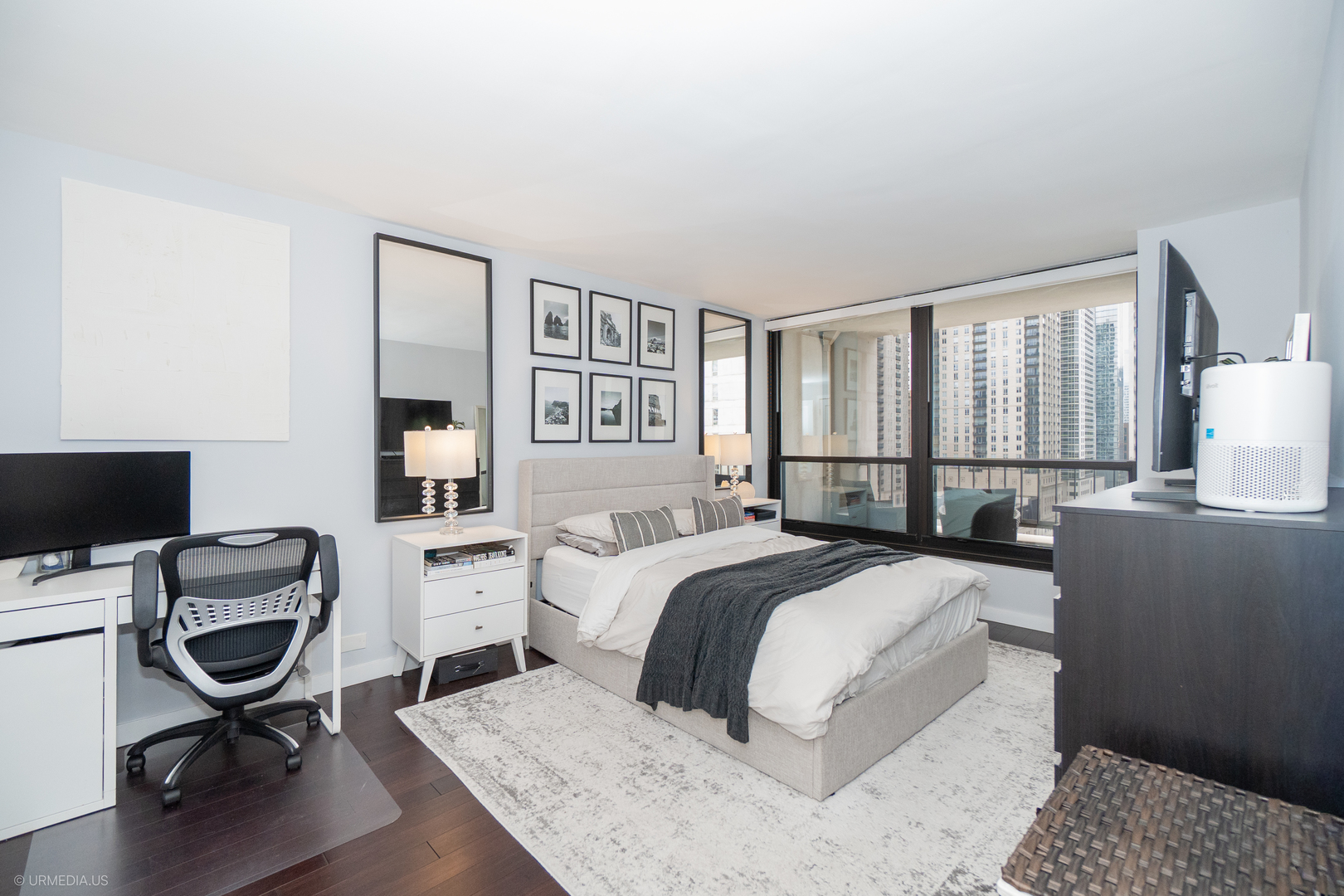 1030 N State Street #8J, Chicago, IL
