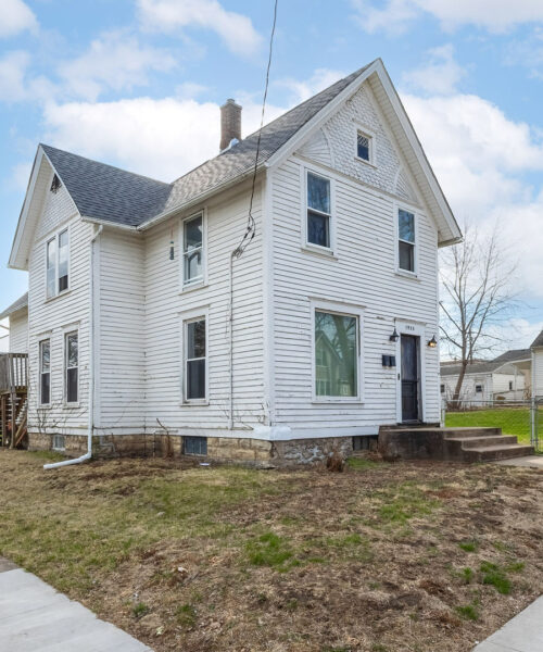 1935 N Sturdevant Street, Davenport, IA