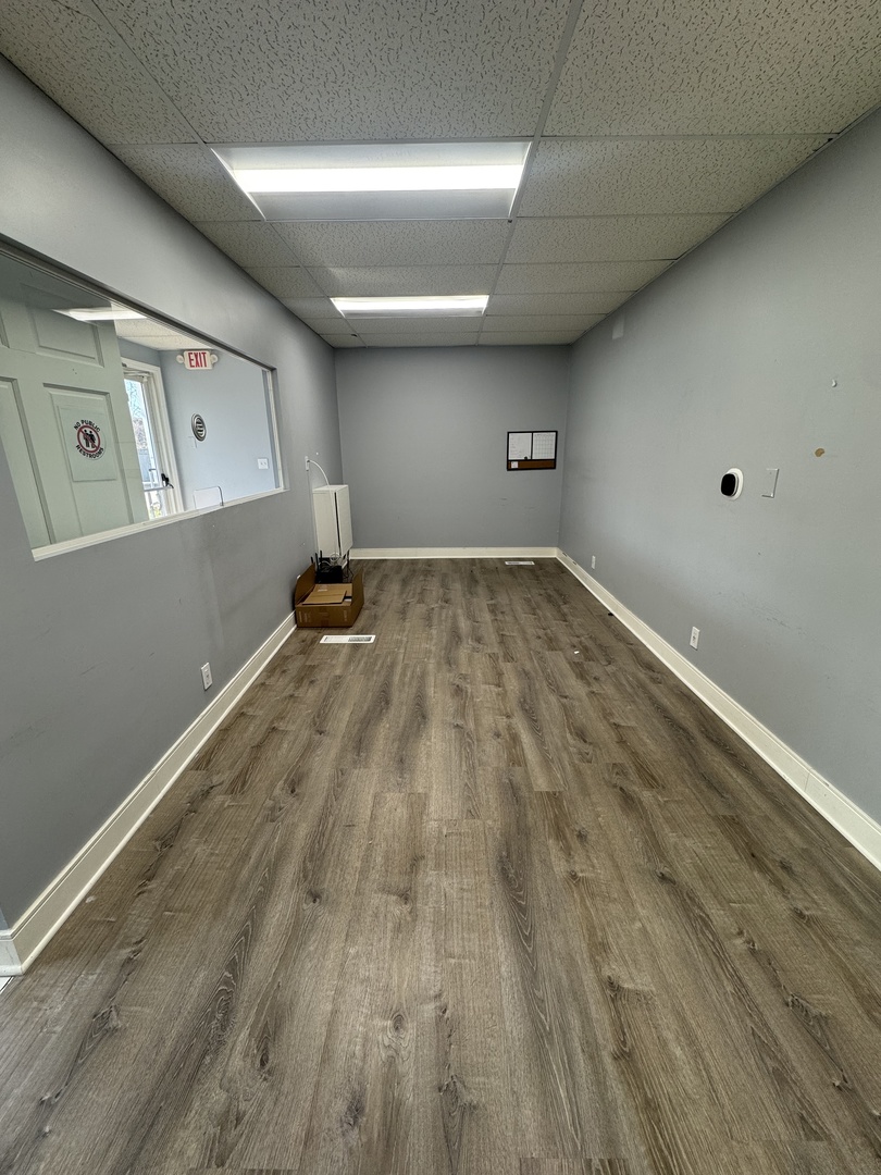 202 Northwest Highway, Fox River Grove, IL