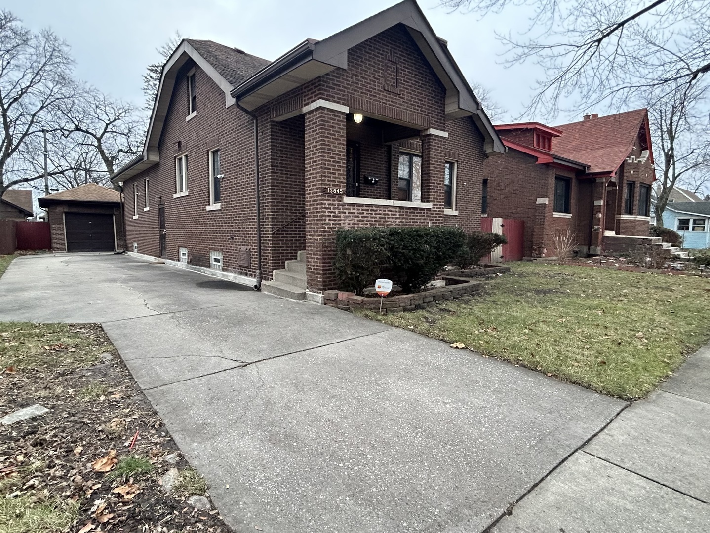 13845 S Wabash Avenue, Riverdale, IL