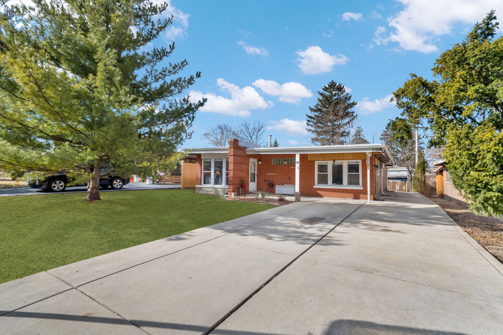 326 N Forest Avenue, Hillside, IL