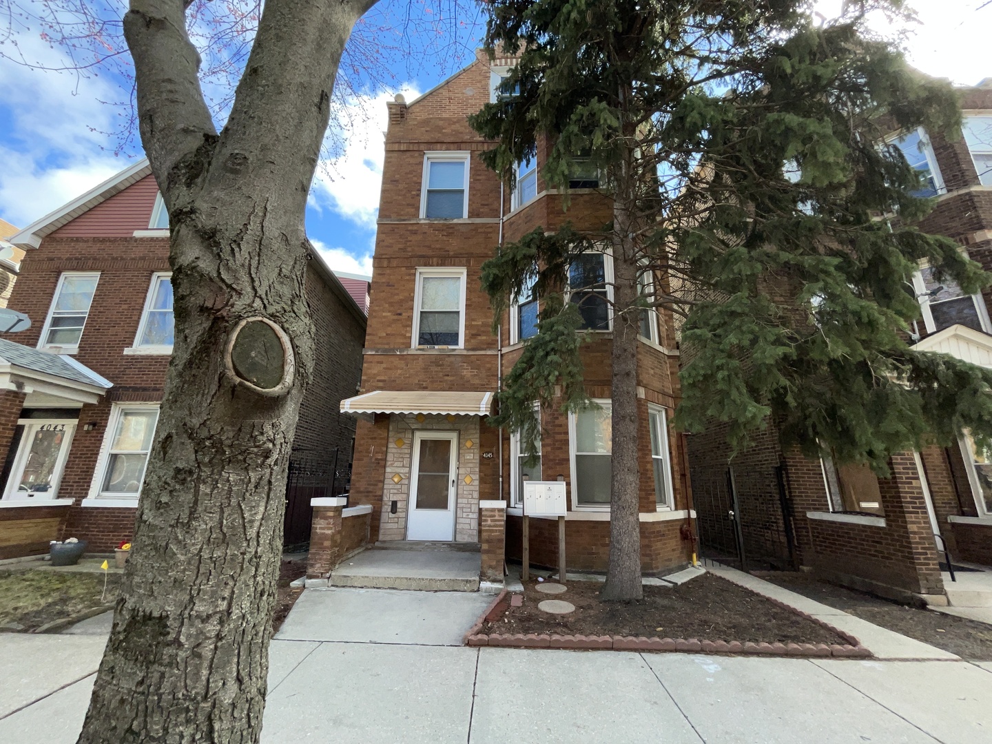 4045 S Richmond Street #1, Chicago, IL