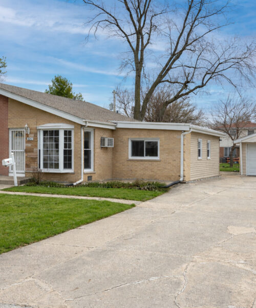 327 Morse Drive, Northlake, IL