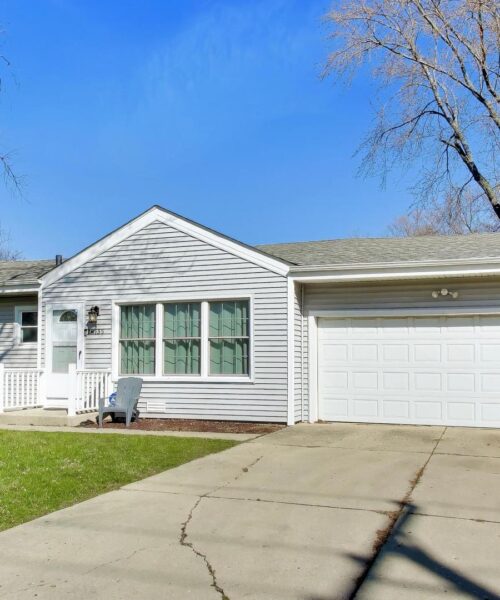 2N135 Bloomingdale Road, Glen Ellyn, IL