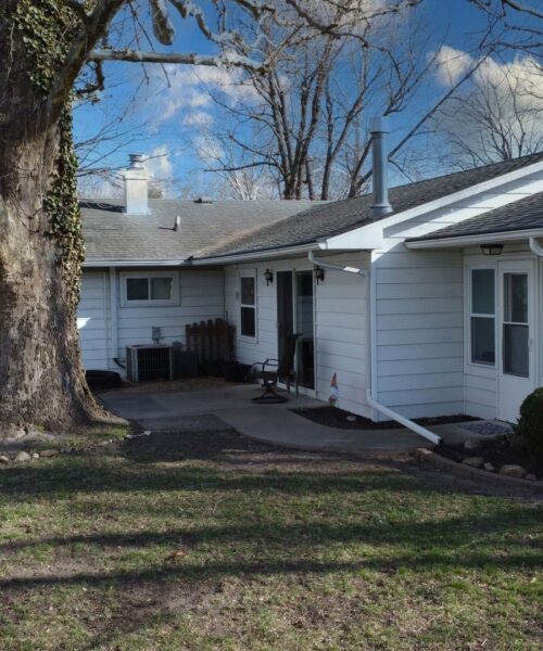 617 E Grant Street, Watseka, IL