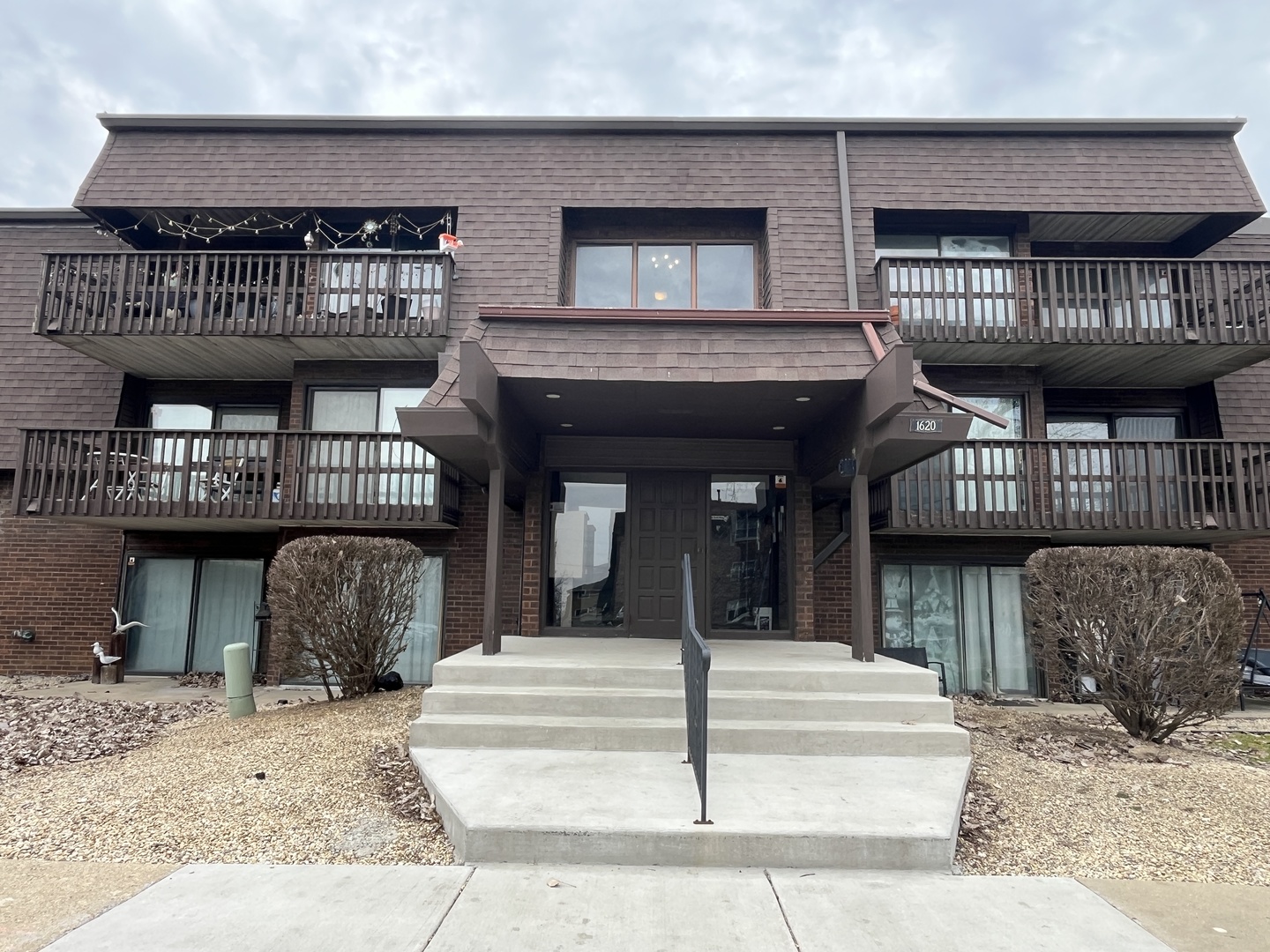 1620 Richmond Circle #306, Joliet, IL