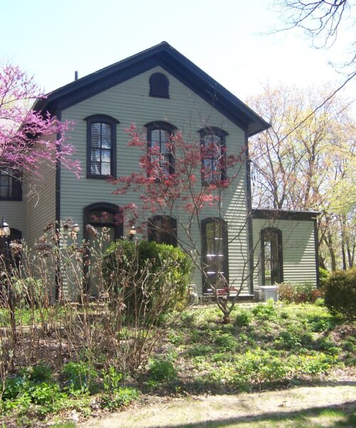 1301 South Batavia Avenue, Geneva, IL