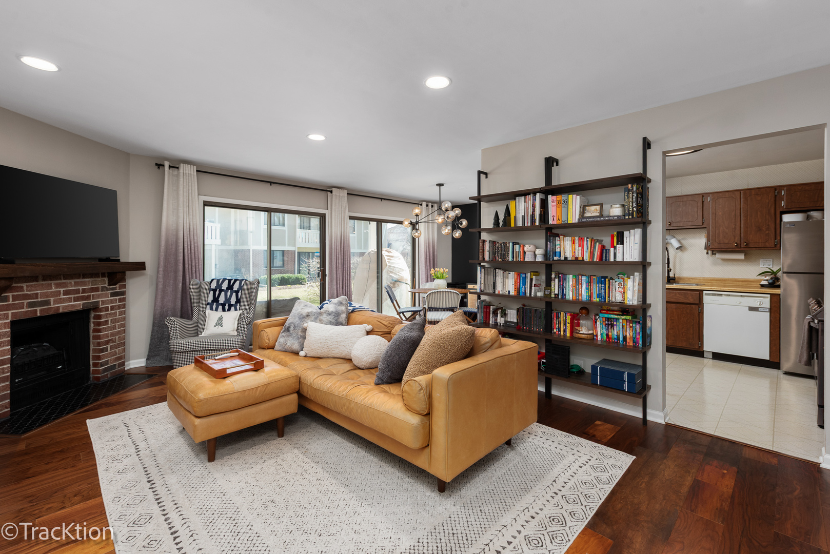 1147 Middlebury Lane #B1, Wheeling, IL