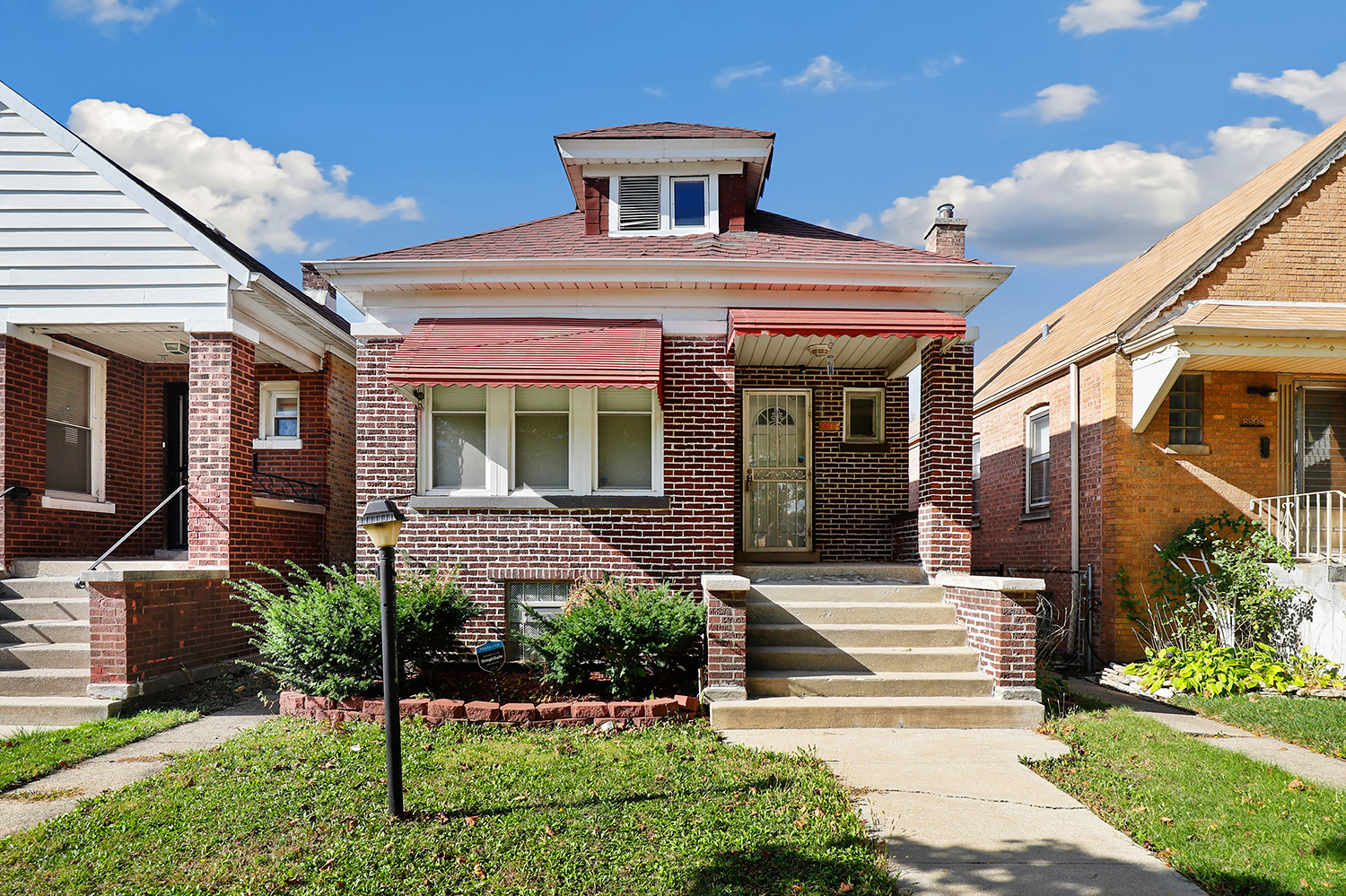 8810 S Racine Avenue, Chicago, IL