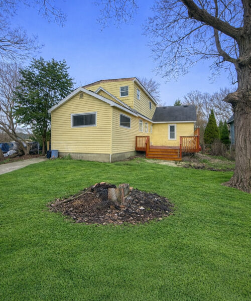 818 Bach Street, Northbrook, IL