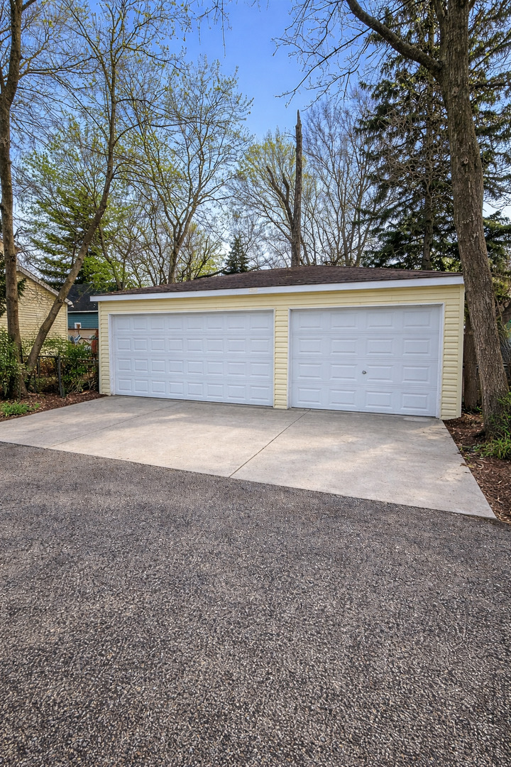 818 Bach Street, Northbrook, IL