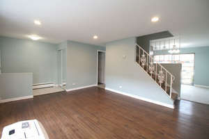 8829 Robin Drive #B, Des Plaines, IL