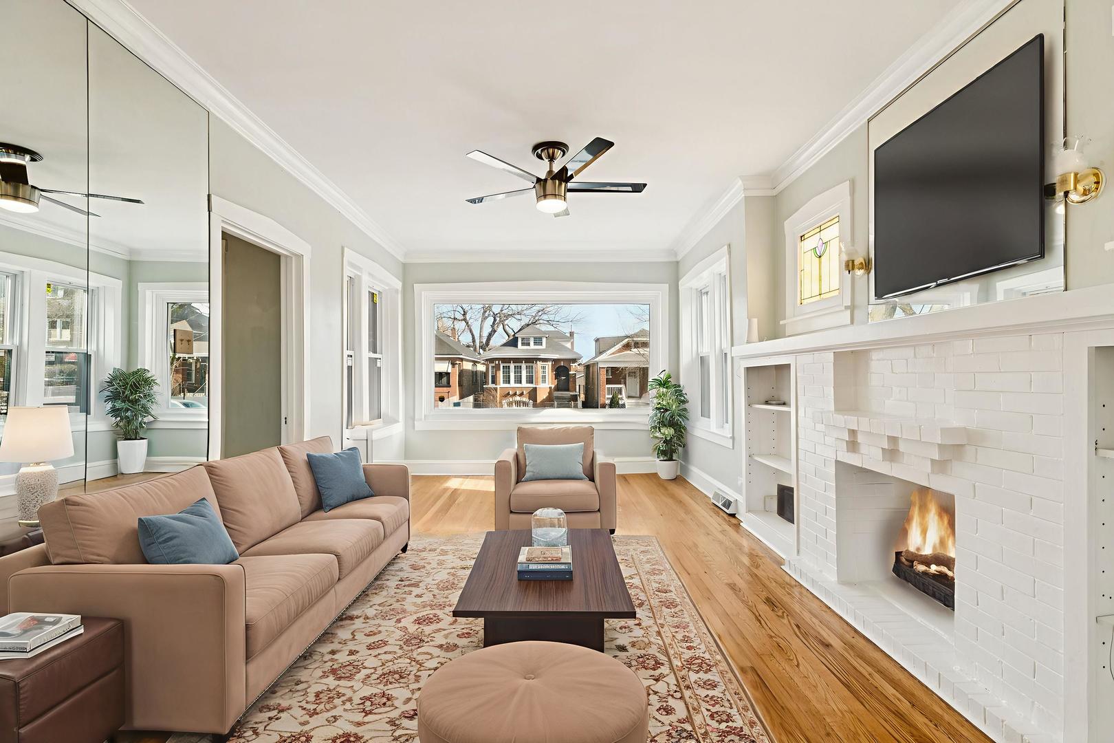 7640 S Bishop Street, Chicago, IL