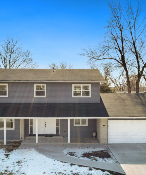 99 Essex Road, Elk Grove Village, IL