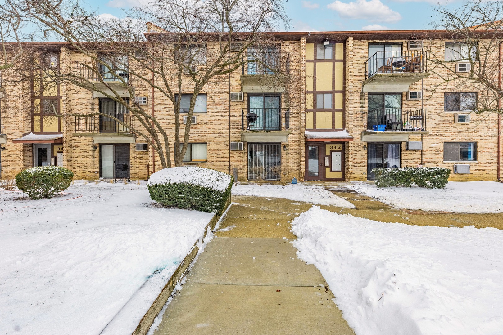 342 Klein Creek Court #5E, Carol Stream, IL