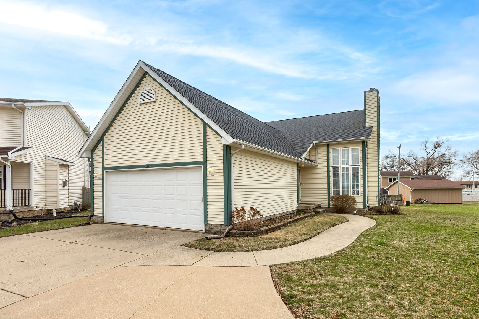 313 Sullivan Drive, Colona, IL