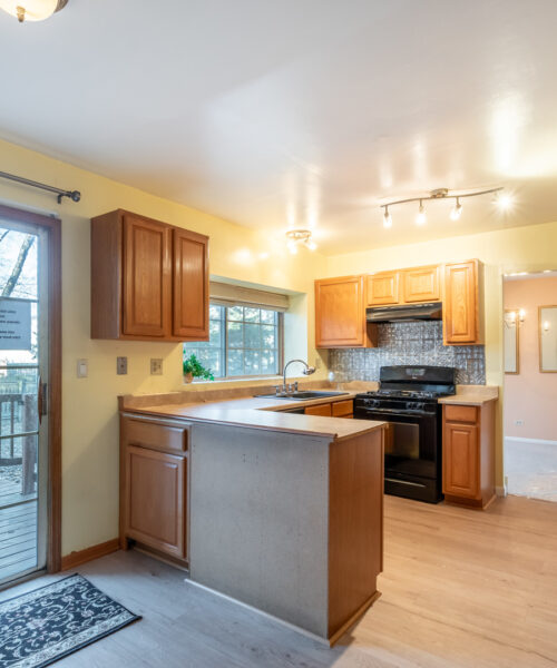 3140 Medford Court, Aurora, IL