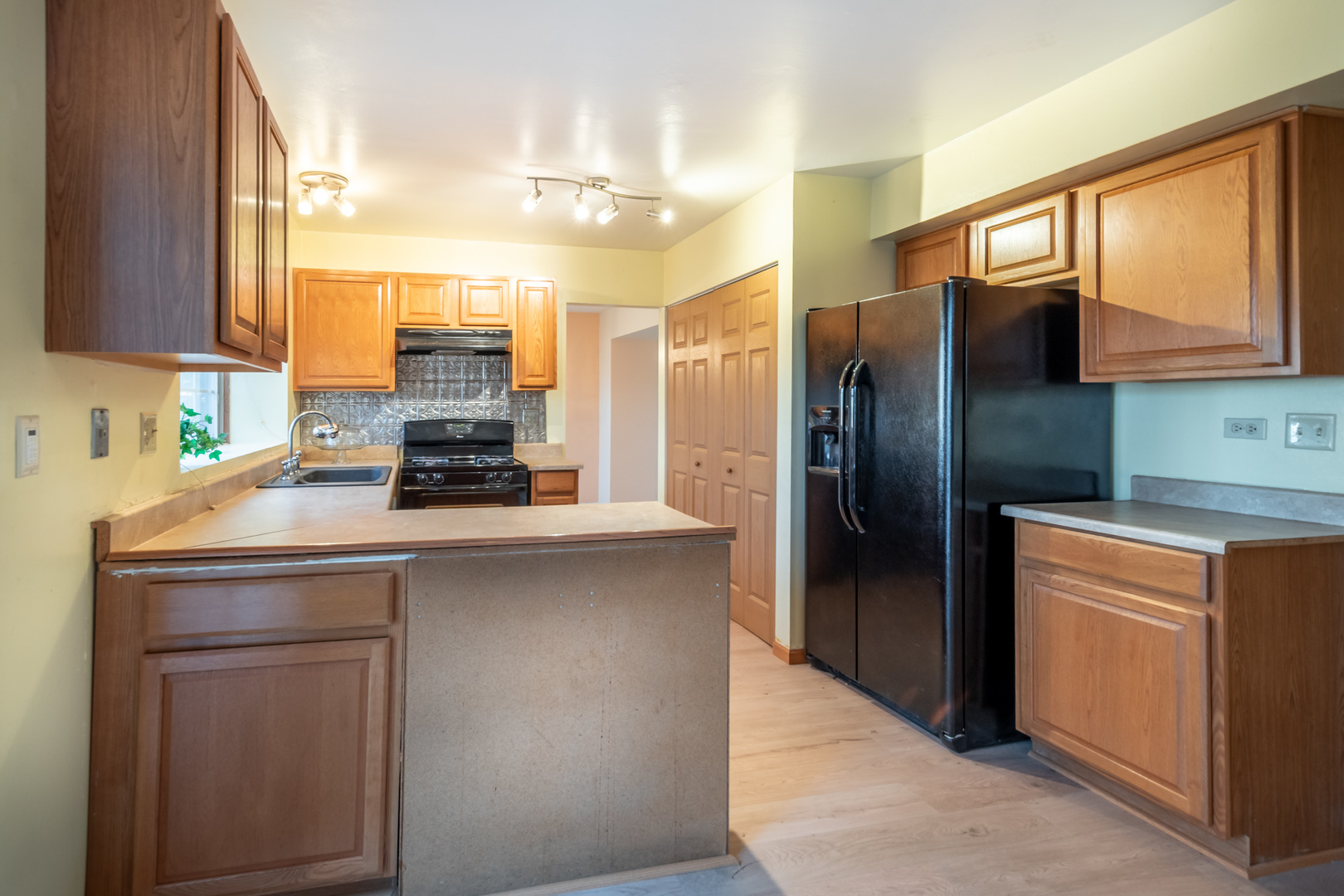 3140 Medford Court, Aurora, IL