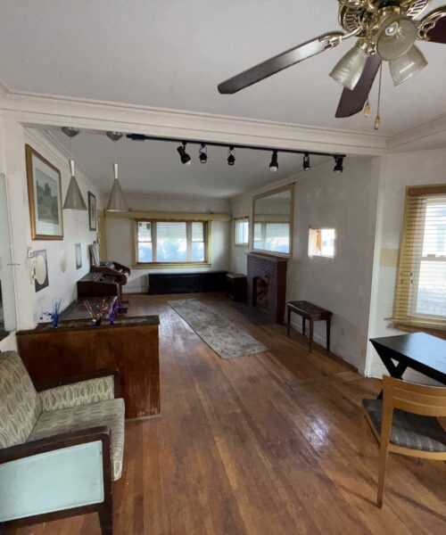 9307 S Loomis Street, Chicago, IL