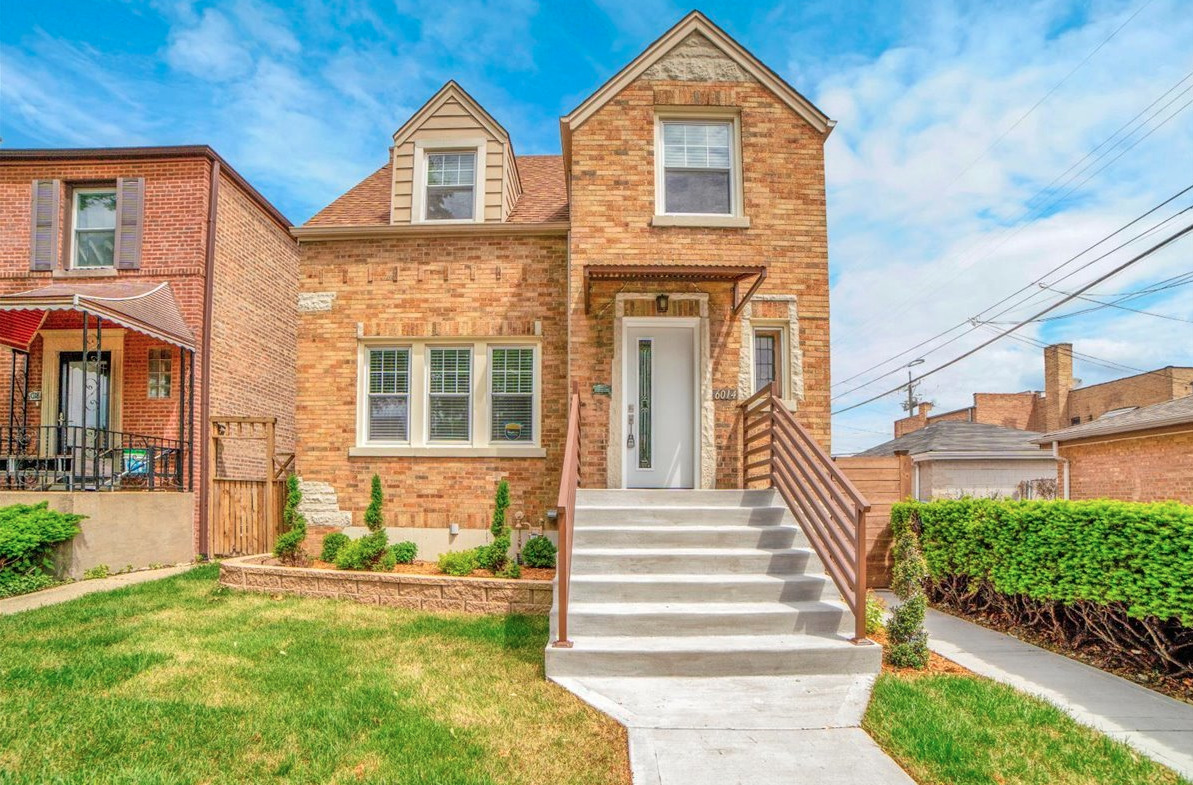 6014 W Fletcher Street, Chicago, IL