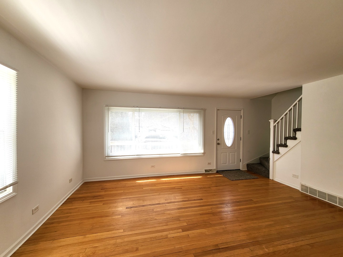 209 BELLEVUE Drive, Round Lake Park, IL