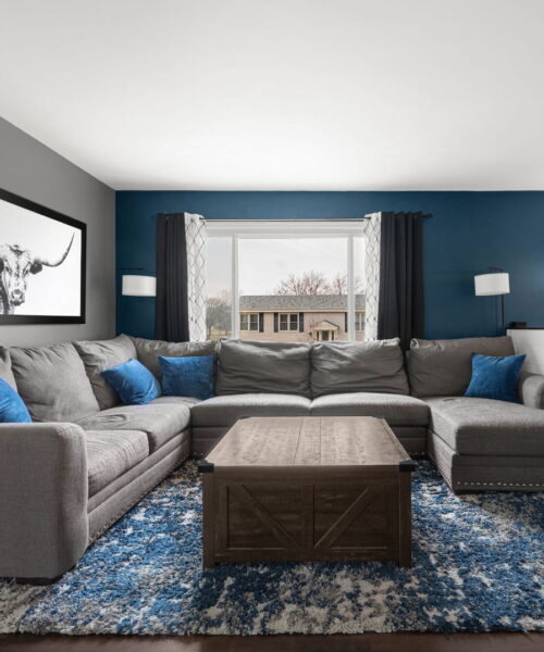 185 Harding Drive, Glendale Heights, IL