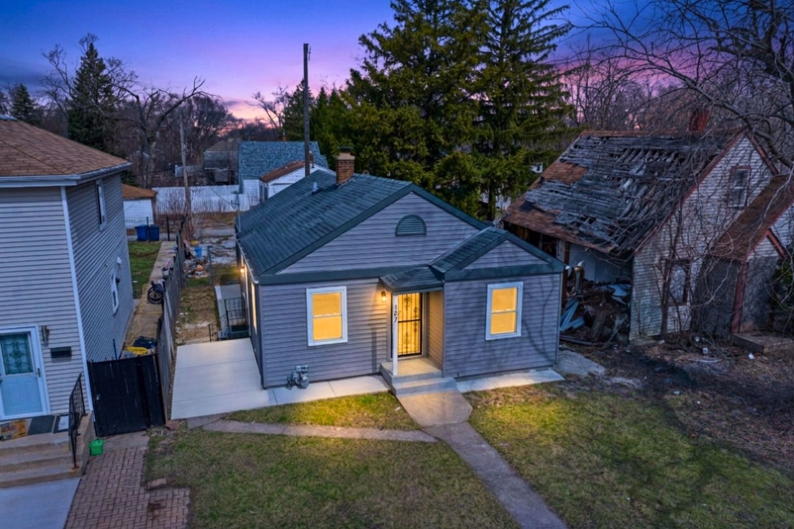 107 E 149th Street, Harvey, IL