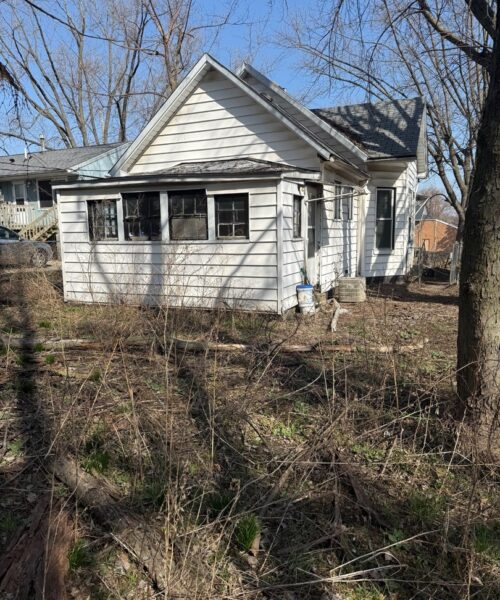 916 W Front Street, Bloomington, IL