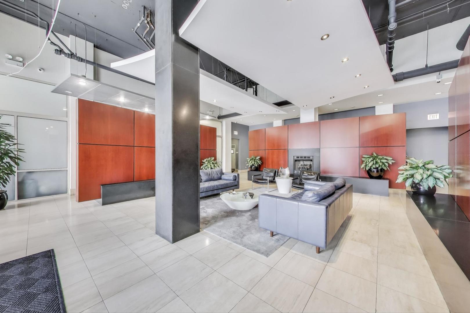 1001 W Madison Street #710, Chicago, IL