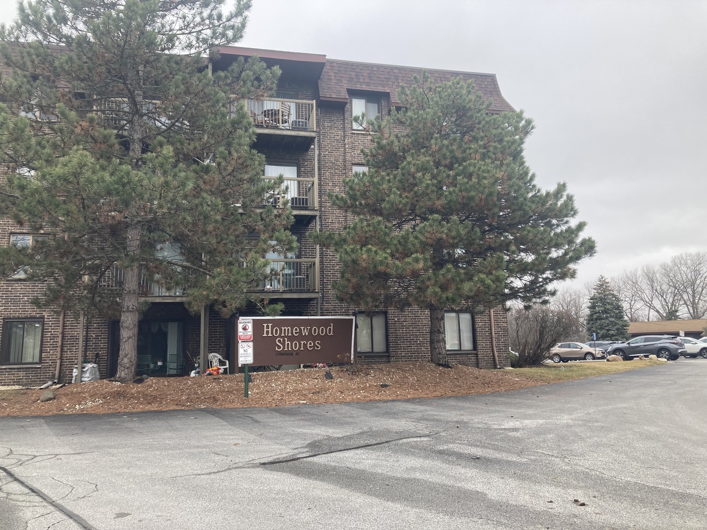 830 Elder Road #B413, Homewood, IL