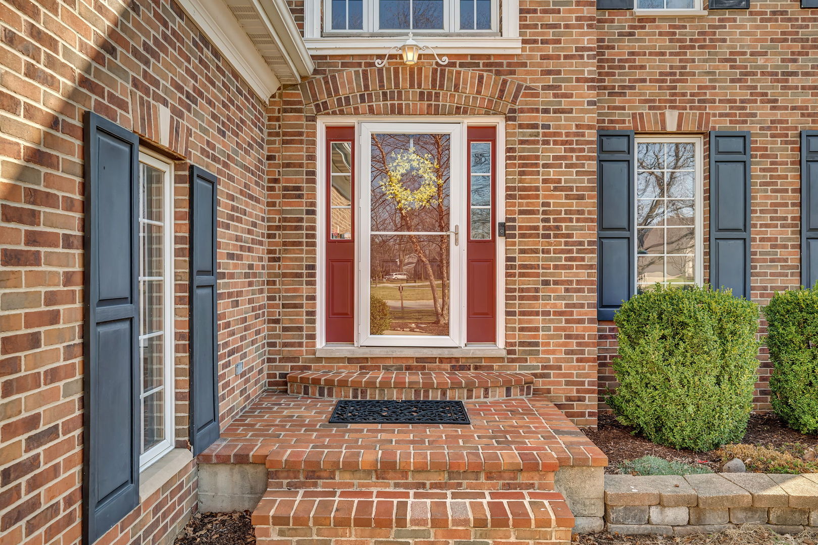 208 Santos Avenue, Minooka, IL