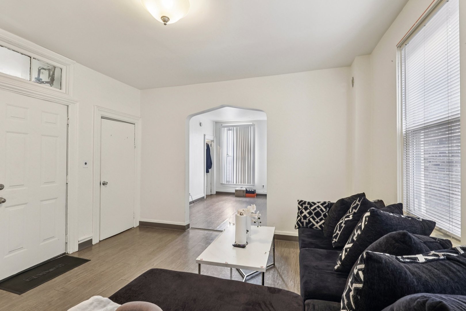 1908 S Loomis Street, Chicago, IL