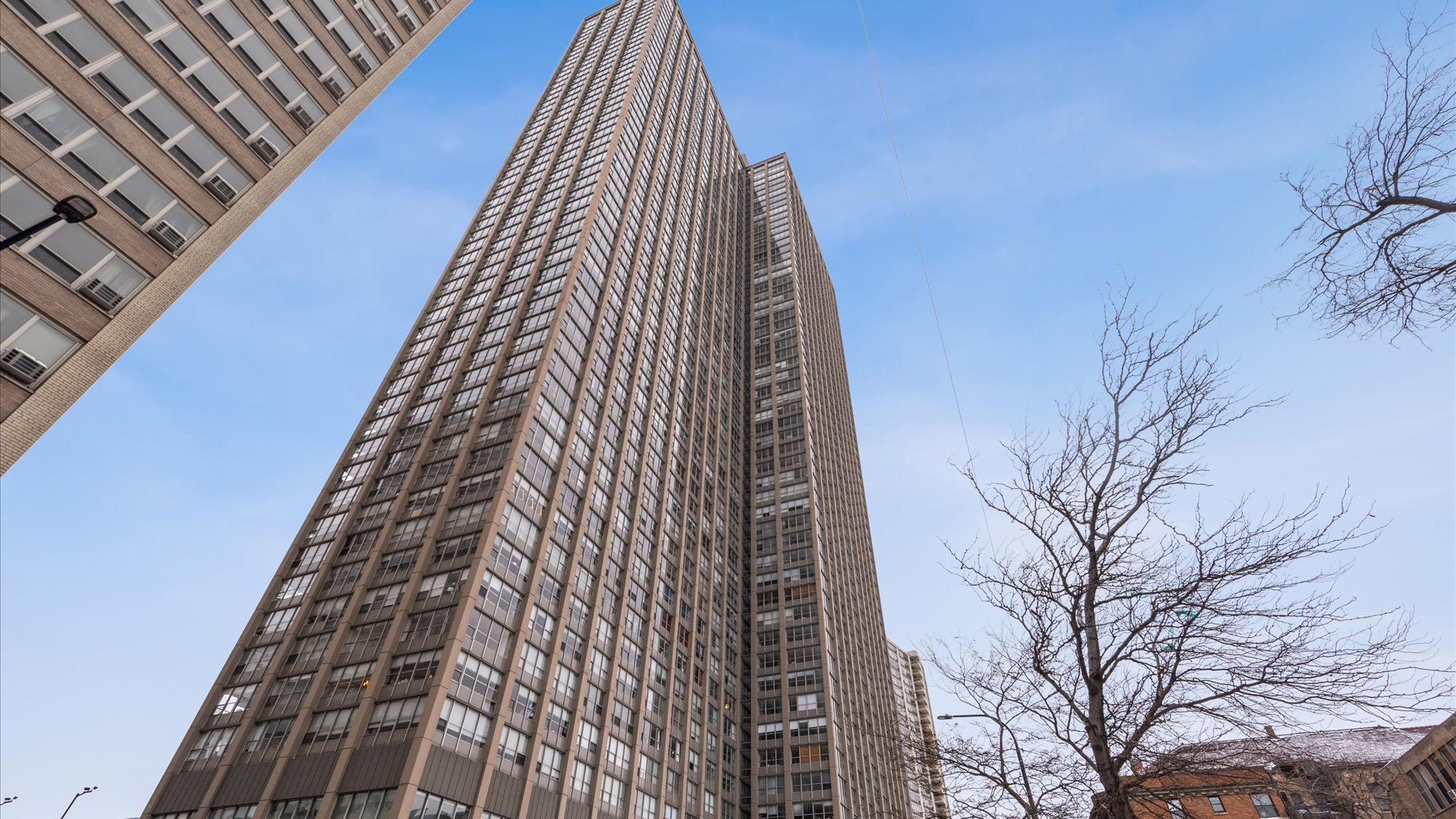 655 W Irving Park Road #3704, Chicago, IL