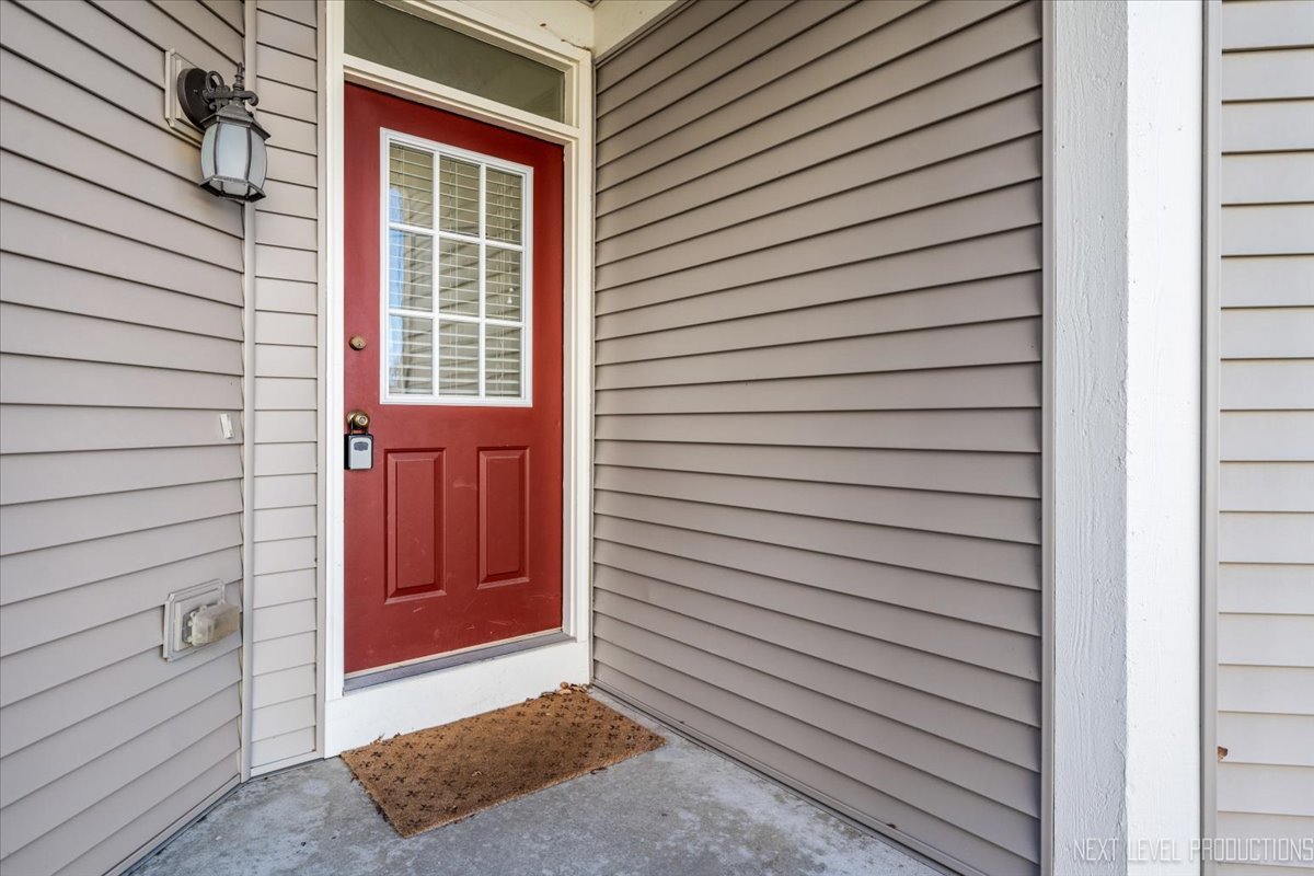 2819 White Thorn Avenue, Naperville, IL