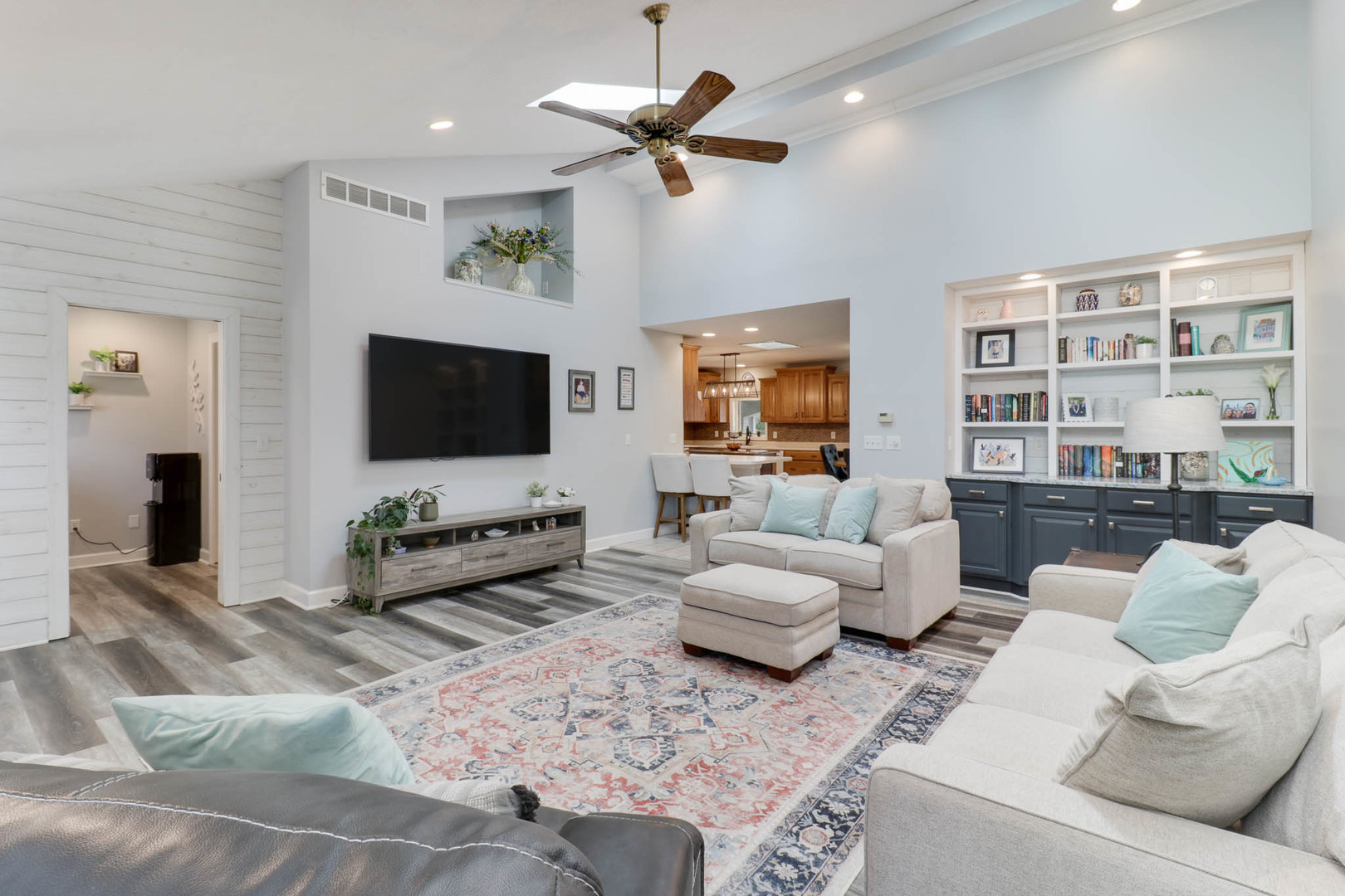 8989 Tamarac Way, Bloomington, IL